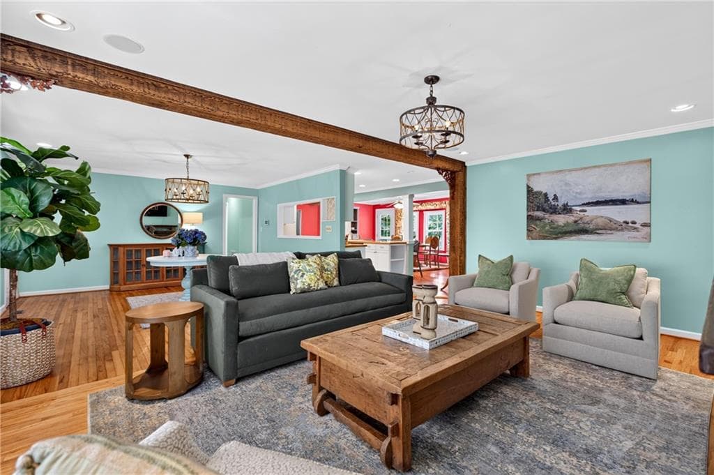 3 bedroom, 3 bathroom, 2,062 sq ft single family residence for sale at 3020 Parkridge Drive, Brookhaven, GA 30319 — photo 3