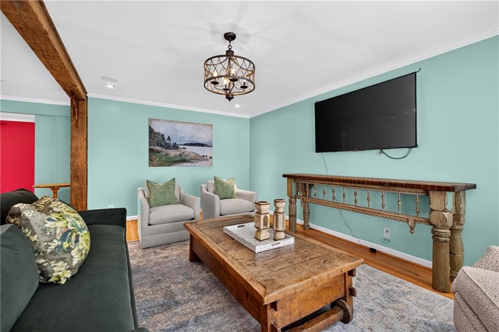 3 bedroom, 3 bathroom, 2,062 sq ft single family residence for sale at 3020 Parkridge Drive, Brookhaven, GA 30319 — photo 5