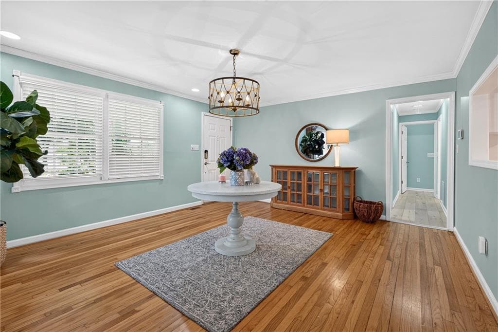3 bedroom, 3 bathroom, 2,062 sq ft single family residence for sale at 3020 Parkridge Drive, Brookhaven, GA 30319 — photo 6