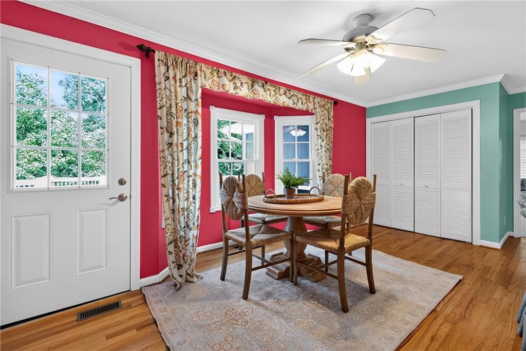 3 bedroom, 3 bathroom, 2,062 sq ft single family residence for sale at 3020 Parkridge Drive, Brookhaven, GA 30319 — photo 8