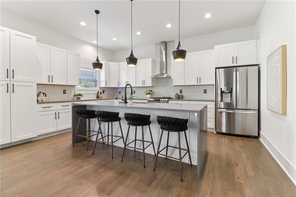 6 bedroom, 5 bathroom, 3,006 sq ft single family residence for sale at 325 Sisson Avenue, Atlanta, GA 30317 — photo 4