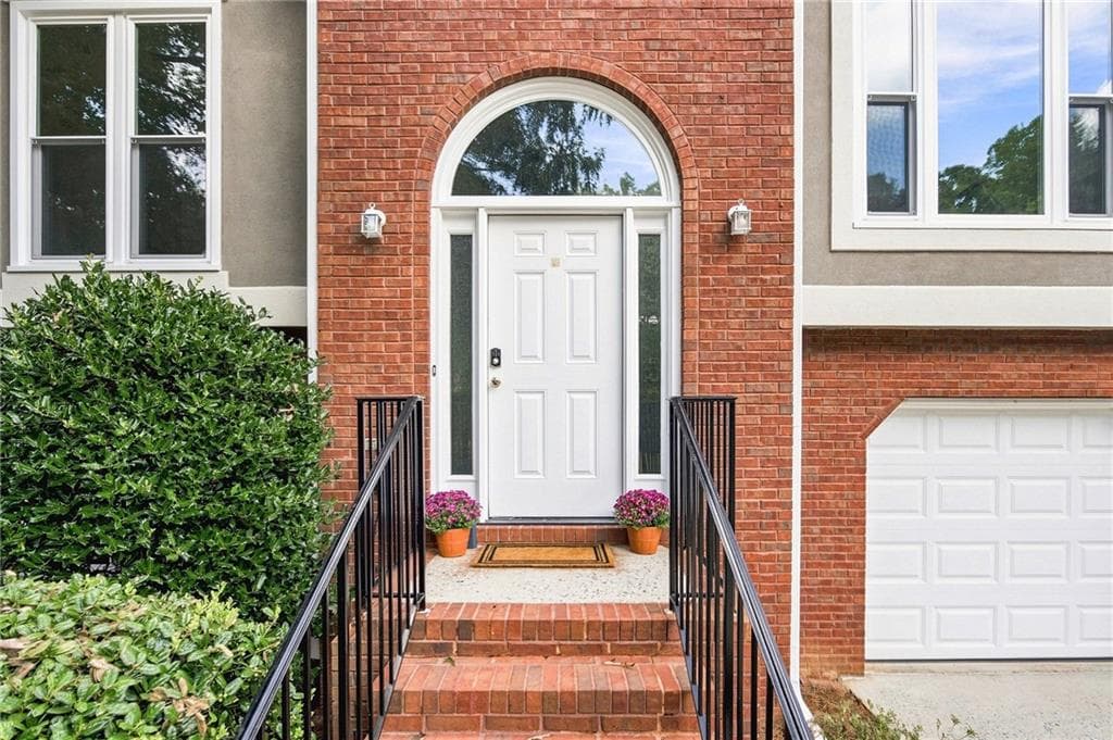 4 bedroom, 3 bathroom, 2,576 sq ft single family residence under contract at 2268 Northbrook Ridge, Kennesaw, GA 30152 — photo 2