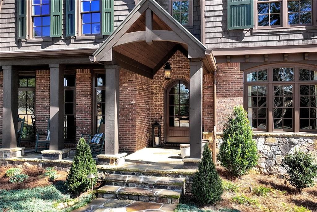 6 bedroom, 8 bathroom, 10,100 sq ft single family residence for sale at 902 Little Darby Lane, Suwanee, GA 30024 — photo 3