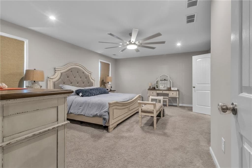 4 bedroom, 4 bathroom, 2,987 sq ft single family residence for sale at 31 Okeechobee Way, Hoschton, GA 30548 — photo 4