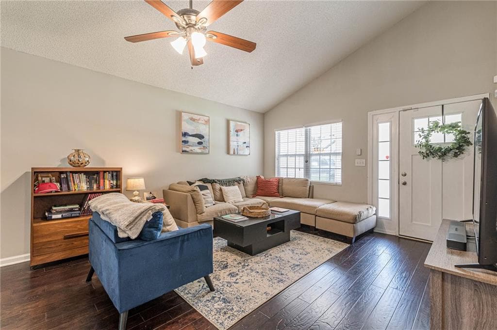 3 bedroom, 2 bathroom, 1,677 sq ft single family residence for rent at 2458 Crestview Avenue, Decatur, GA 30032 for $2,200 a month — photo 4