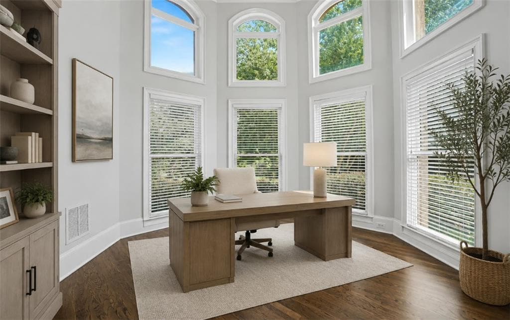 6 bedroom, 5 bathroom, 5,063 sq ft single family residence for sale at 1455 Lockridge Drive, Cumming, GA 30041 — photo 8
