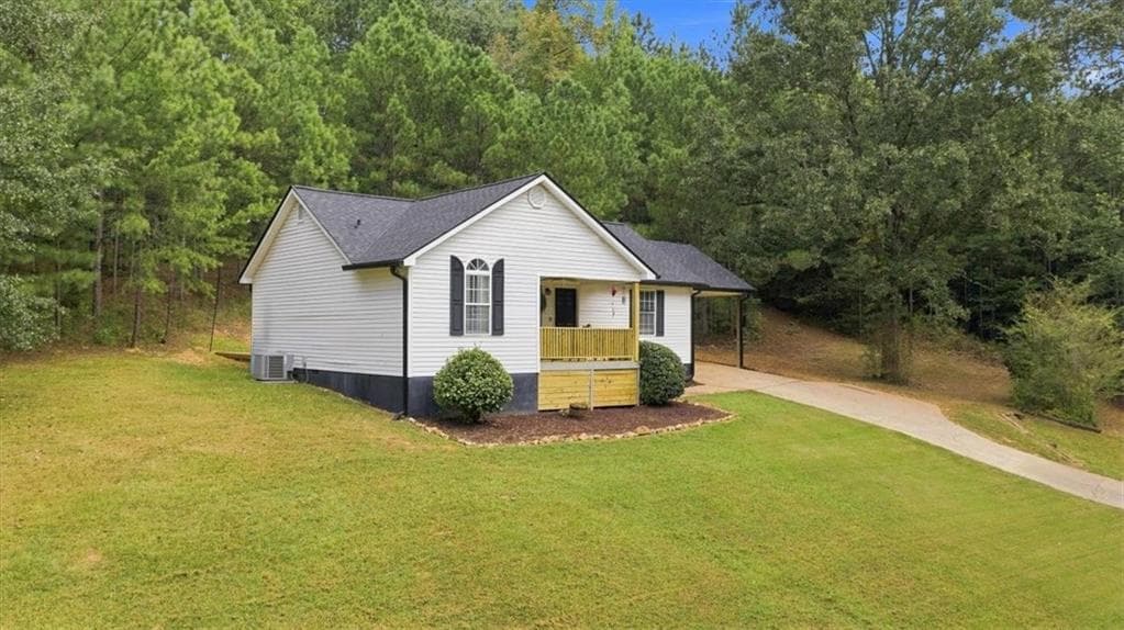 3 bedroom, 2 bathroom, 1,129 sq ft single family residence for sale at 452 Parrish Road, Cedartown, GA 30125 — photo 3