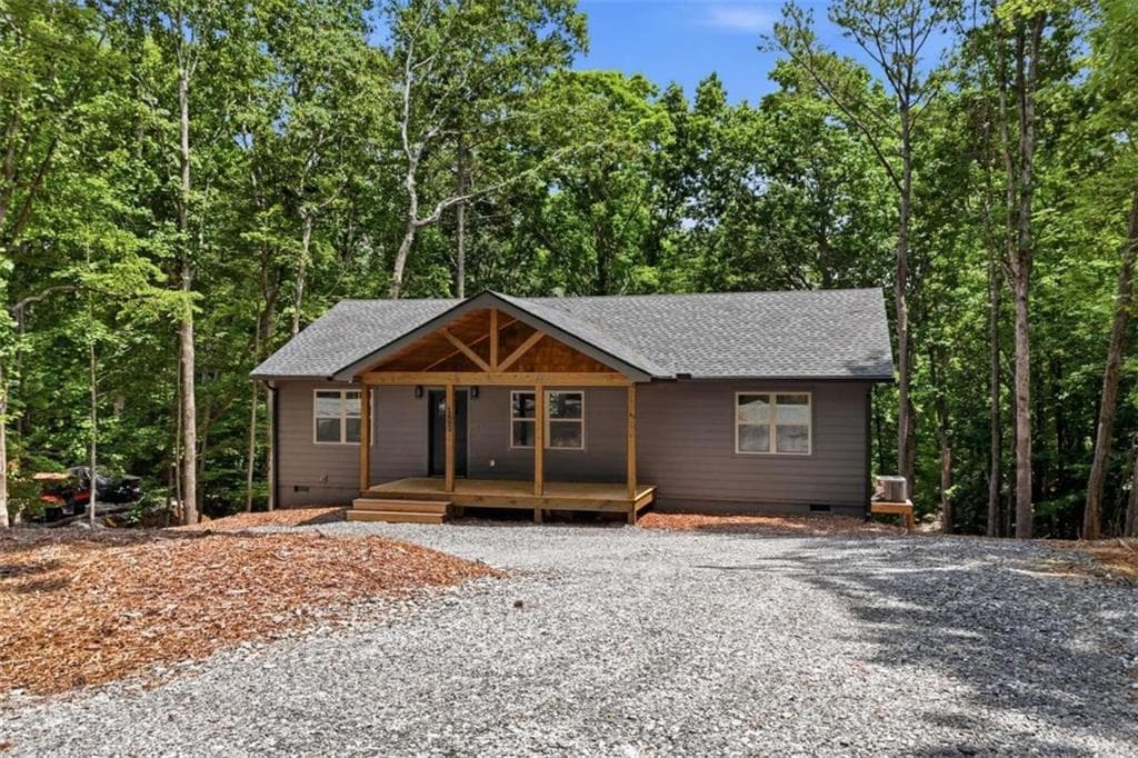 3 bedroom, 2 bathroom, 1,222 sq ft single family residence for sale at 1883 Newport Drive, Ellijay, GA 30540