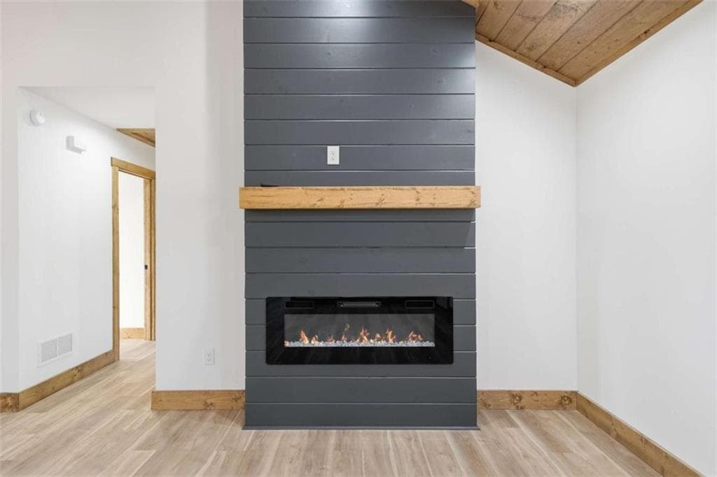 3 bedroom, 2 bathroom, 1,222 sq ft single family residence for sale at 1883 Newport Drive, Ellijay, GA 30540 — photo 4