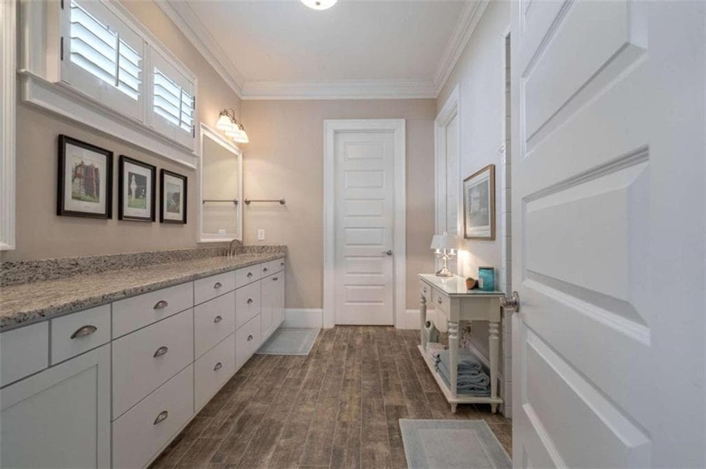 3 bedroom, 4 bathroom, 2,380 sq ft single family residence for sale at 4082 Greenleffe Drive, Statham, GA 30666 — photo 8