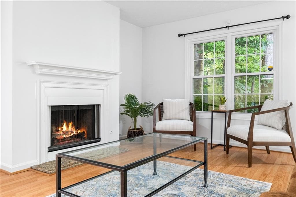 2 bedroom, 2 bathroom, 1,223 sq ft condominium for sale at 711 Glenleaf Drive, Peachtree Corners, GA 30092 — photo 5