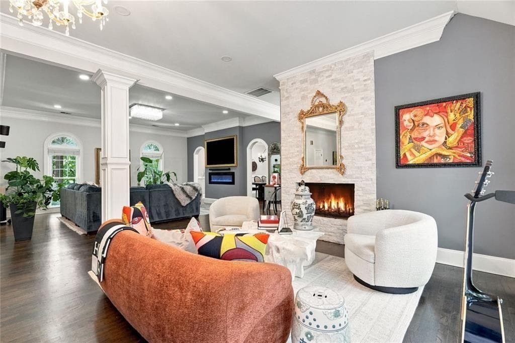 4 bedroom, 3 bathroom, 2,852 sq ft single family residence for sale at 995 Willeo Road, Roswell, GA 30075 — photo 7