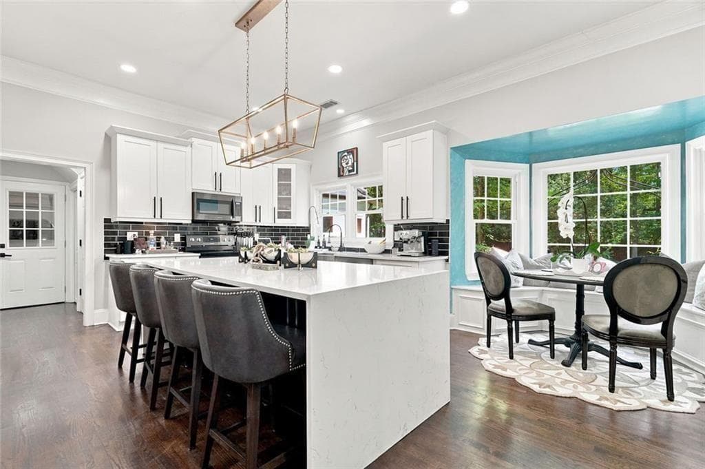 4 bedroom, 3 bathroom, 2,852 sq ft single family residence for sale at 995 Willeo Road, Roswell, GA 30075 — photo 9