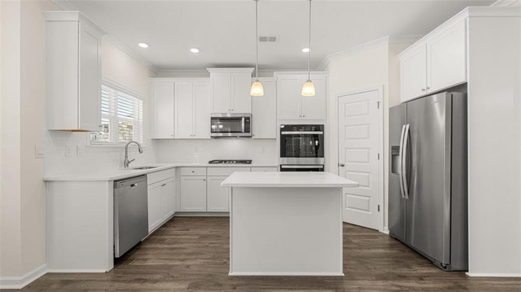 4 bedroom, 4 bathroom, 2,917 sq ft single family residence for sale at 13401 Whitman Lane, Covington, GA 30014 — photo 7