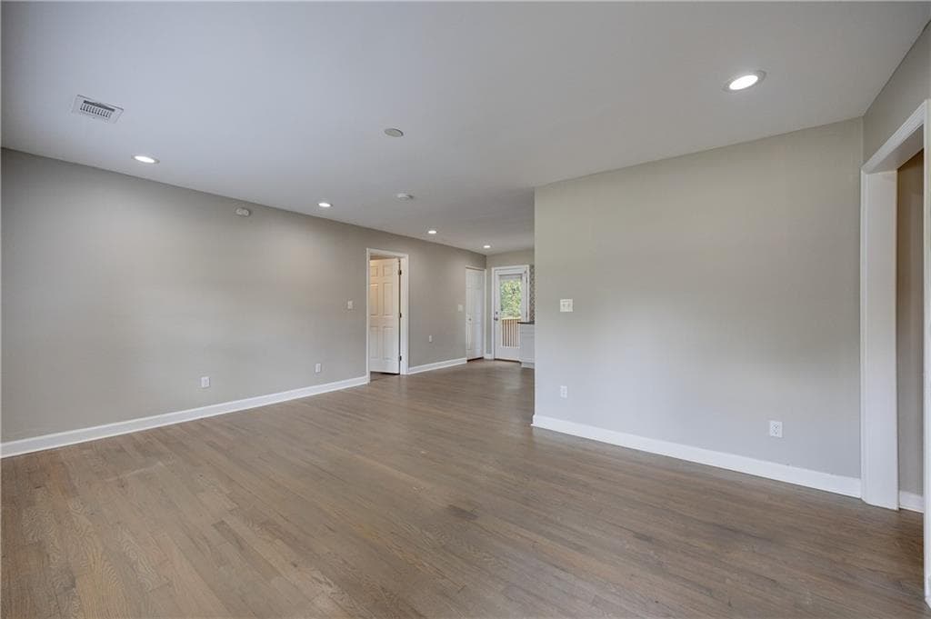 3 bedroom, 2 bathroom, 1,316 sq ft single family residence for sale at 1515 Gaylor Drive, Smyrna, GA 30082 — photo 8