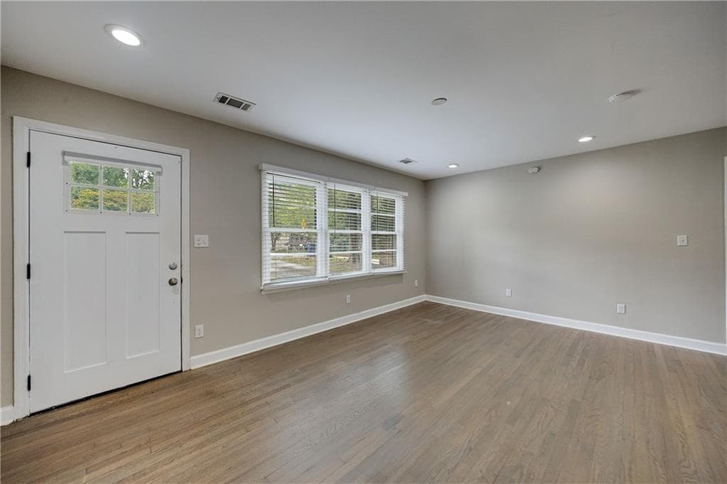 3 bedroom, 2 bathroom, 1,316 sq ft single family residence for sale at 1515 Gaylor Drive, Smyrna, GA 30082 — photo 10