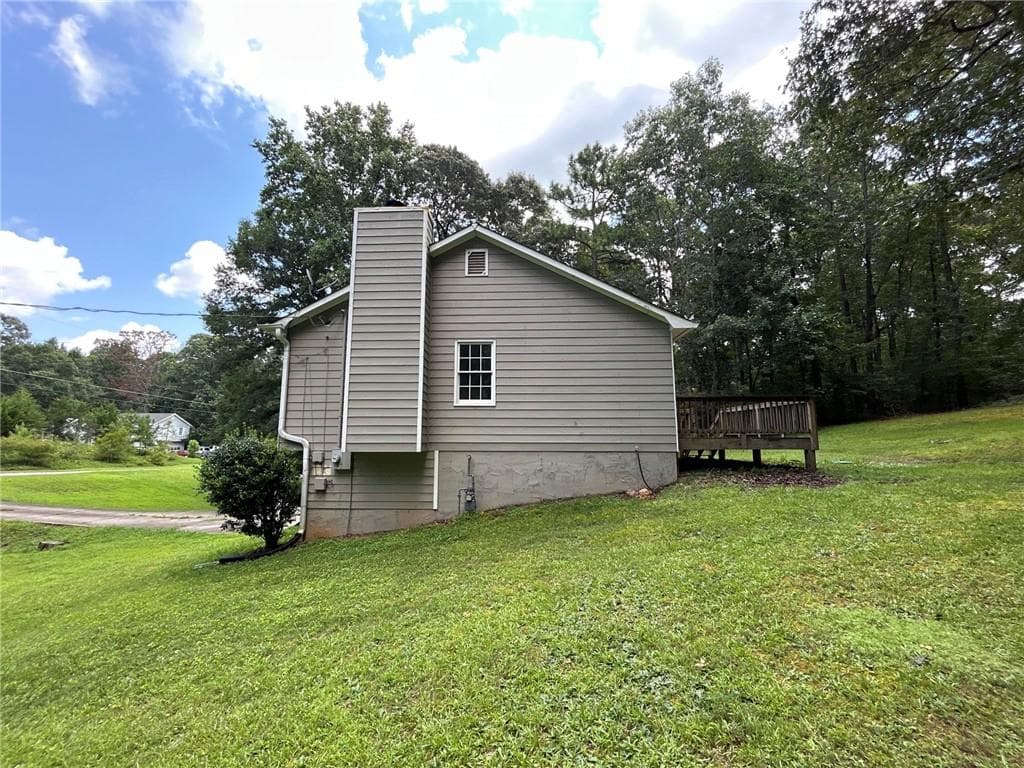 3 bedroom, 2 bathroom, 1,247 sq ft single family residence under contract at 148 Dillon Drive, Douglasville, GA 30134 — photo 4