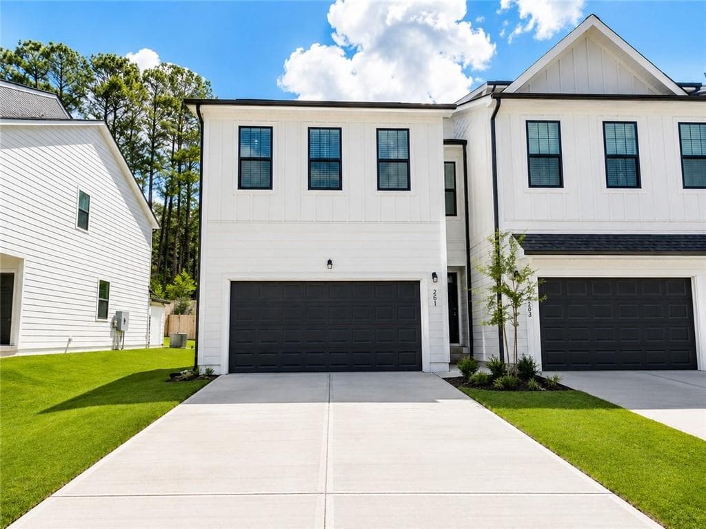 3 bedroom, 3 bathroom, 1,842 sq ft townhouse for rent at 7429 Quinn Place, Flowery Branch, GA 30542 for $2,280 a month