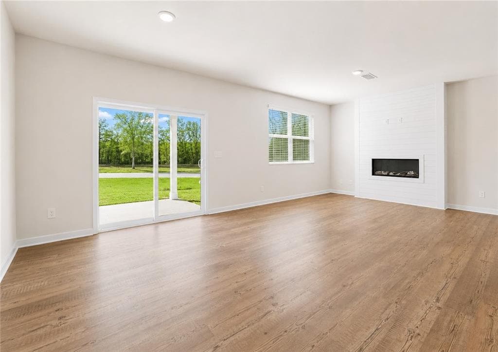 3 bedroom, 3 bathroom, 1,842 sq ft townhouse for rent at 7429 Quinn Place, Flowery Branch, GA 30542 for $2,280 a month — photo 6