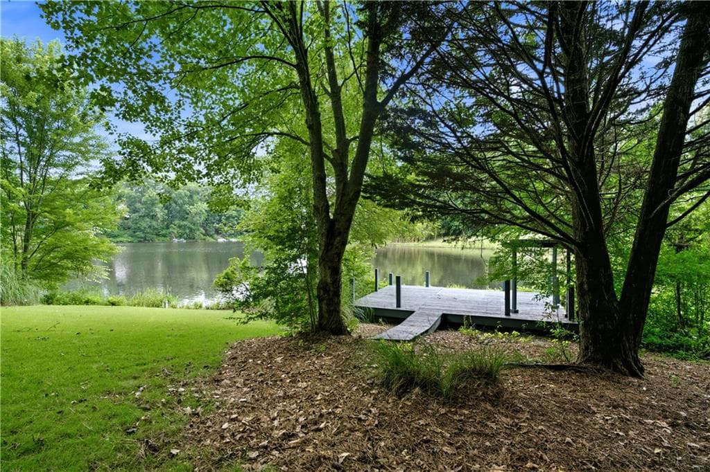 5 bedroom, 4 bathroom, 5,162 sq ft single family residence under contract at 1430 Chadberry Way, Lawrenceville, GA 30043 — photo 8