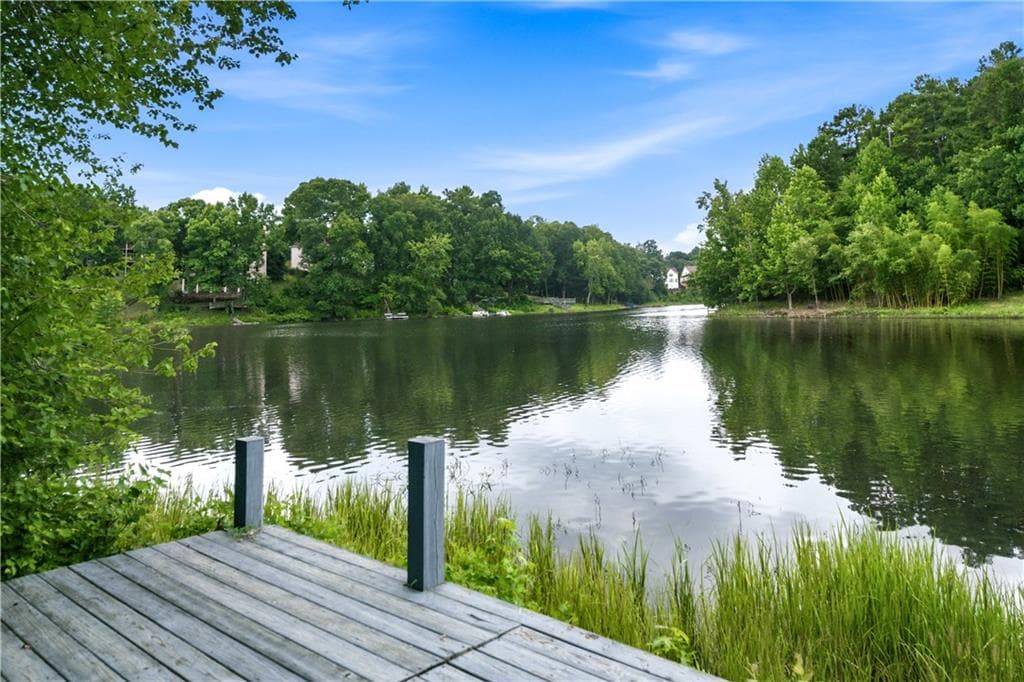 5 bedroom, 4 bathroom, 5,162 sq ft single family residence under contract at 1430 Chadberry Way, Lawrenceville, GA 30043 — photo 7