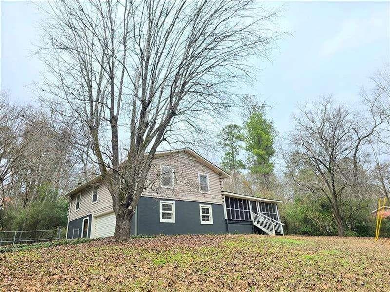 4 bedroom, 3 bathroom, 2,510 sq ft single family residence for sale at 1181 Greentree Parkway, Macon, GA 31220