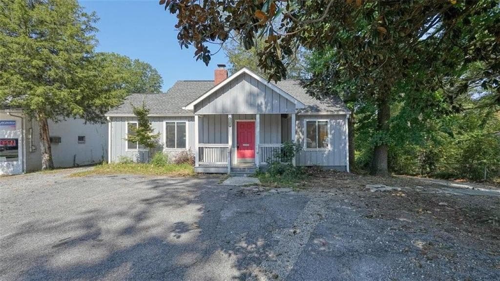 3 bedroom, 2 bathroom, 1,507 sq ft single family residence for sale at 717 Washington Avenue, Marietta, GA 30060