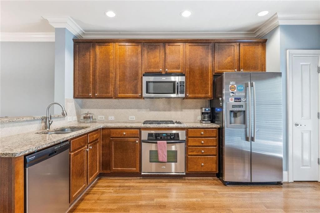 2 bedroom, 2 bathroom, 1,400 sq ft condominium for sale at 2744 Wander Lane, Alpharetta, GA 30022 — photo 7