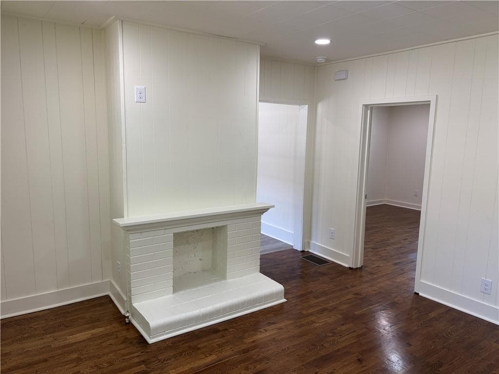 3 bedroom, 1 bathroom, 1,064 sq ft single family residence for sale at 8 Akron Street, Cartersville, GA 30120 — photo 7