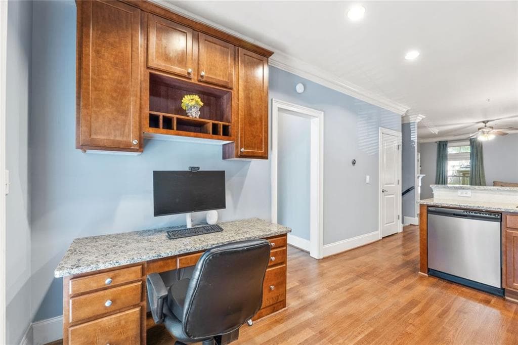 2 bedroom, 2 bathroom, 1,400 sq ft condominium for sale at 2744 Wander Lane, Alpharetta, GA 30022 — photo 10