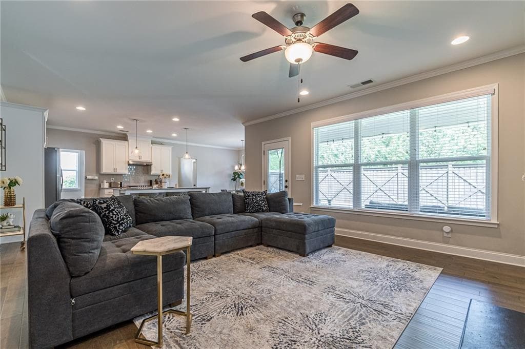 4 bedroom, 4 bathroom, 2,680 sq ft single family residence for rent at 3355 Pierview Drive, Cumming, GA 30040 for $3,500 a month — photo 7