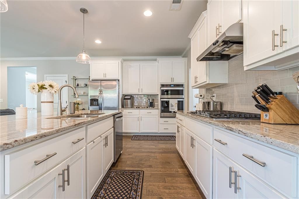 4 bedroom, 4 bathroom, 2,680 sq ft single family residence for rent at 3355 Pierview Drive, Cumming, GA 30040 for $3,500 a month — photo 10