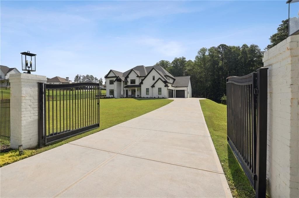 6 bedroom, 6 bathroom, 6,354 sq ft single family residence for sale at 3459 Camp Branch Road, Buford, GA 30519 — photo 2