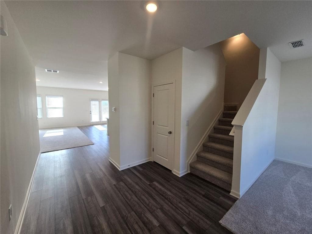 5 bedroom, 3 bathroom, 2,722 sq ft single family residence for rent at 73 Rowlett Place, Bethlehem, GA 30620 for $2,100 a month — photo 8