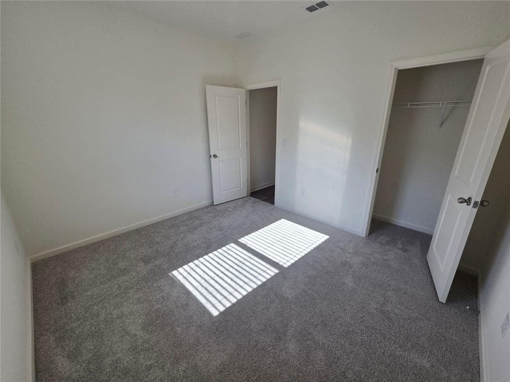 5 bedroom, 3 bathroom, 2,722 sq ft single family residence for rent at 73 Rowlett Place, Bethlehem, GA 30620 for $2,100 a month — photo 10