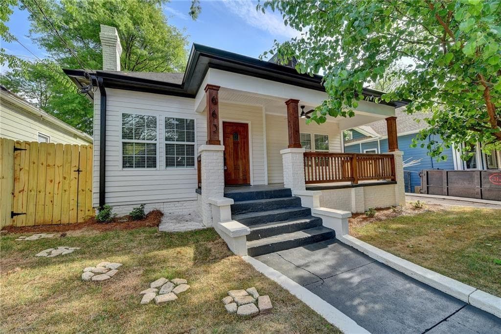 3 bedroom, 2 bathroom, 1,276 sq ft single family residence for rent at 663 Bryan Street, Atlanta, GA 30312 for $3,300 a month — photo 1 of 17