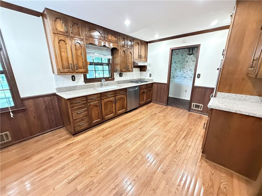 3 bedroom, 3 bathroom, 2,242 sq ft single family residence for sale at 3520 Tom Brewer Road, Loganville, GA 30052 — photo 8