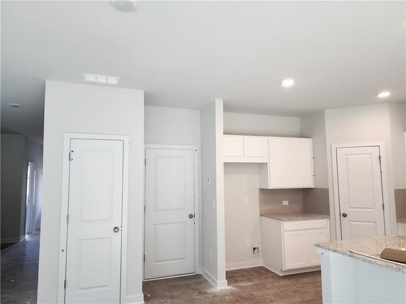 4 bedroom, 3 bathroom, 2,406 sq ft single family residence for rent at 5117 Union Heights Way, Flowery Branch, GA 30542 for $2,450 a month — photo 6