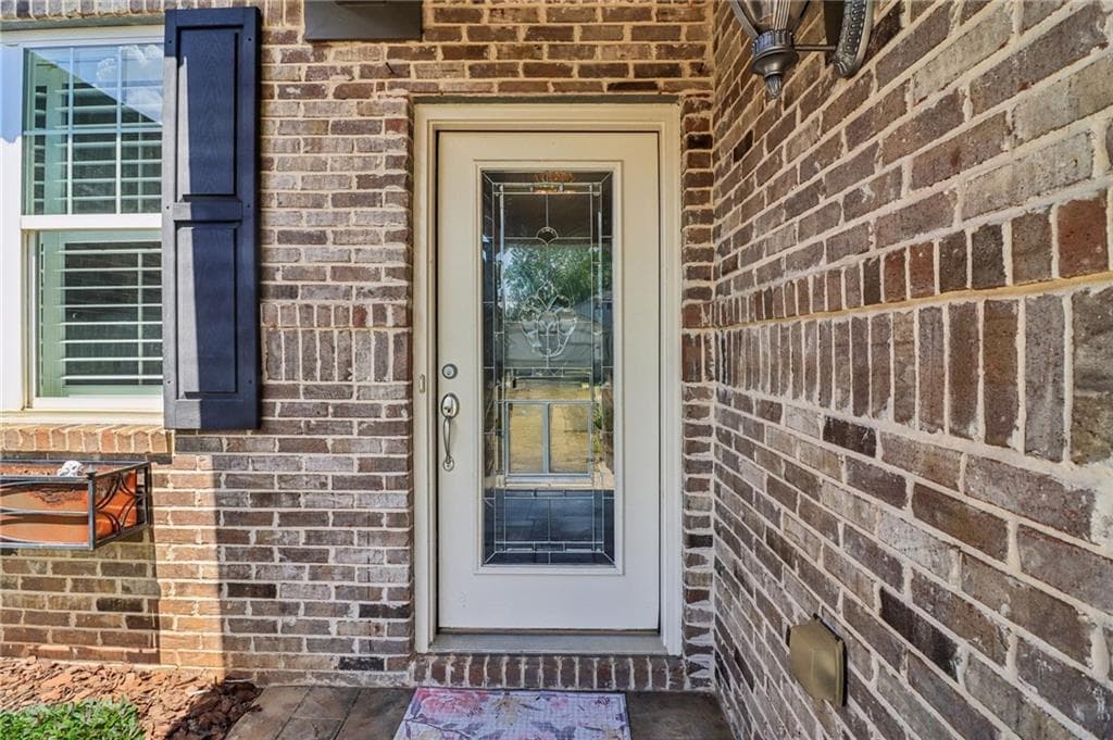 3 bedroom, 2 bathroom, 2,450 sq ft single family residence for sale at 3217 Black Gum Lane, Gainesville, GA 30504 — photo 8