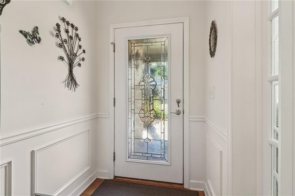 3 bedroom, 2 bathroom, 2,450 sq ft single family residence for sale at 3217 Black Gum Lane, Gainesville, GA 30504 — photo 9
