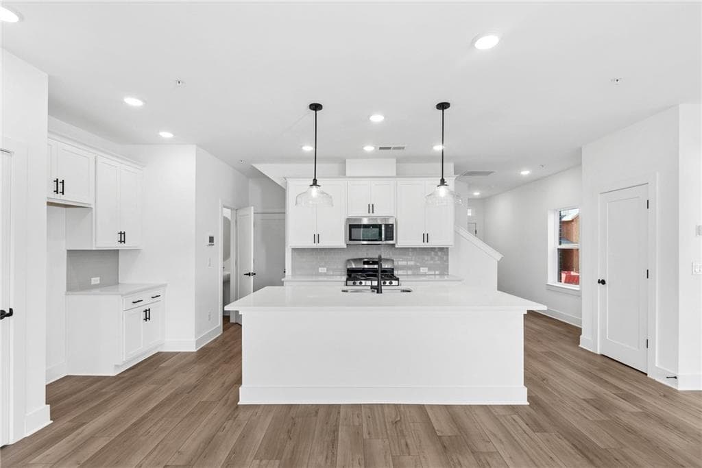 3 bedroom, 3 bathroom, 1,924 sq ft townhouse for sale at 218 Redbud Road, Canton, GA 30114 — photo 8