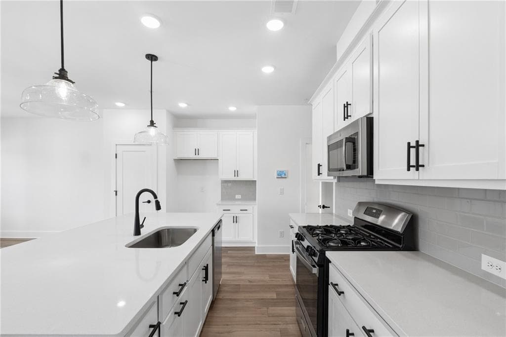 3 bedroom, 3 bathroom, 1,924 sq ft townhouse for sale at 218 Redbud Road, Canton, GA 30114 — photo 9
