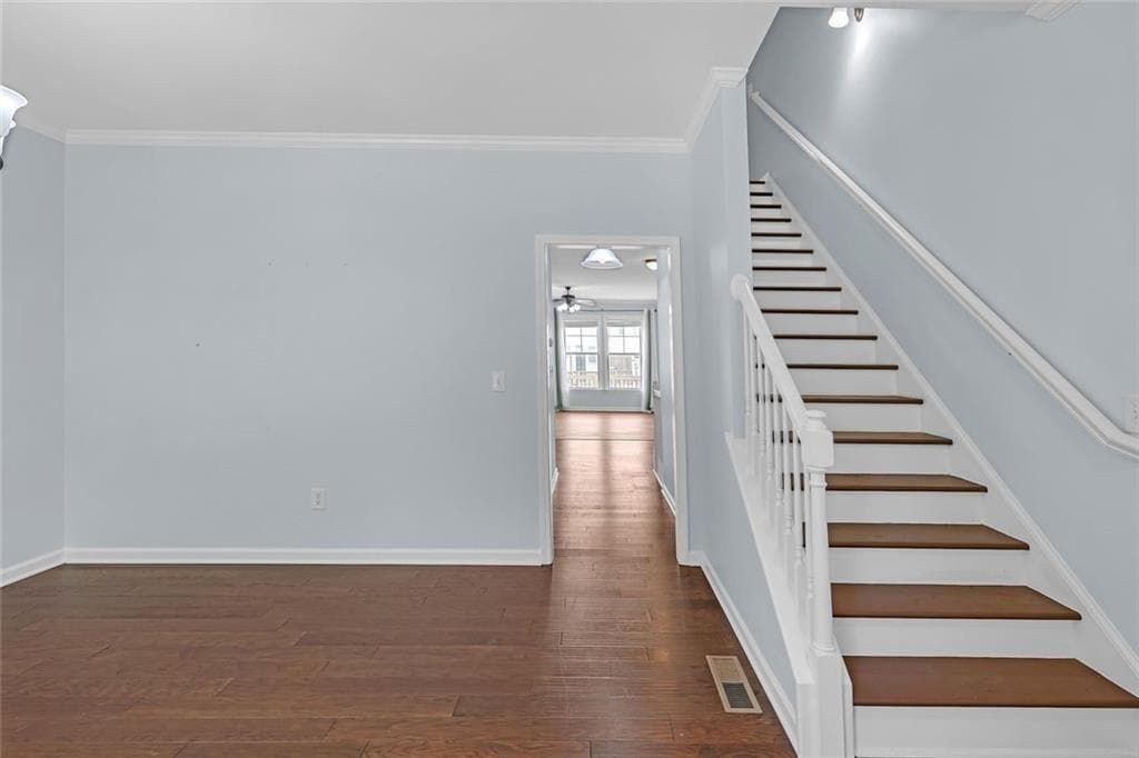 3 bedroom, 4 bathroom, 2,232 sq ft townhouse for sale at 4424 Village Field Place, Suwanee, GA 30024 — photo 6