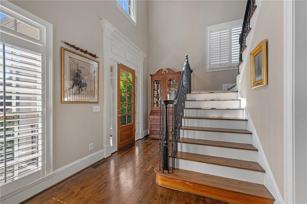 4 bedroom, 5 bathroom, 4,186 sq ft single family residence for sale at 3536 Preserve Drive, Atlanta, GA 30339 — photo 6