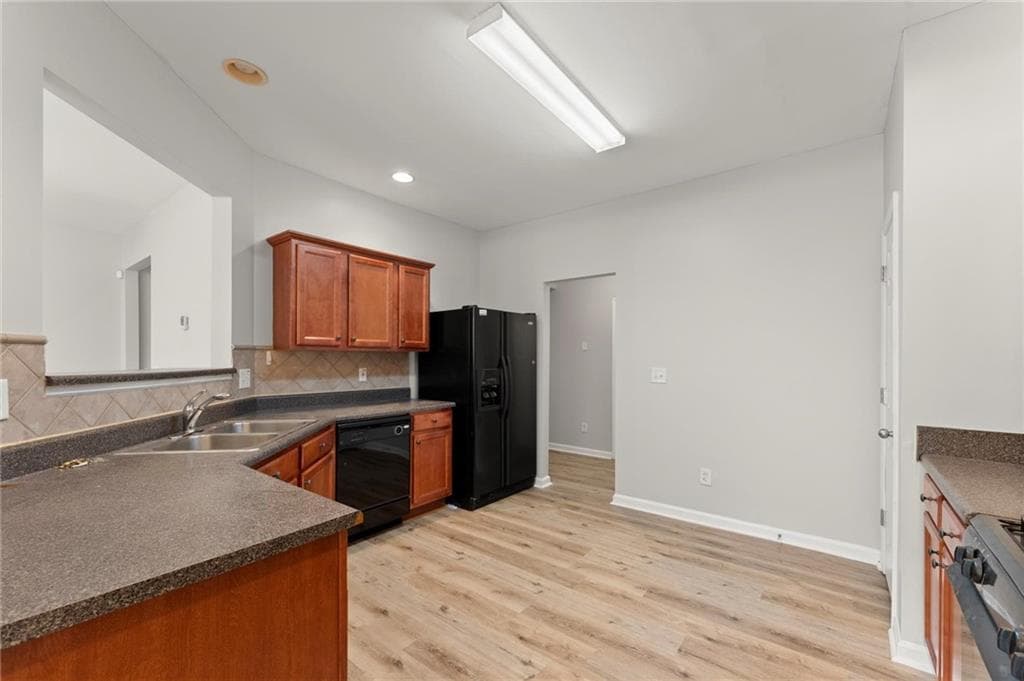 3 bedroom, 3 bathroom, 1,996 sq ft townhouse for rent at 1867 Ellison Lakes Court 21, Kennesaw, GA 30152 for $2,250 a month — photo 5