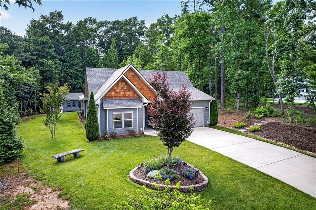3 bedroom, 2 bathroom, 2,089 sq ft single family residence for sale at 234 Sunset Cove, Ellijay, GA 30540 — photo 1 of 39