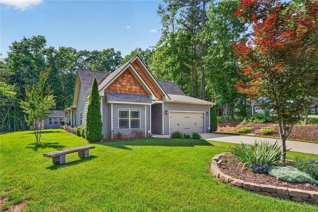 3 bedroom, 2 bathroom, 2,089 sq ft single family residence for sale at 234 Sunset Cove, Ellijay, GA 30540 — photo 5