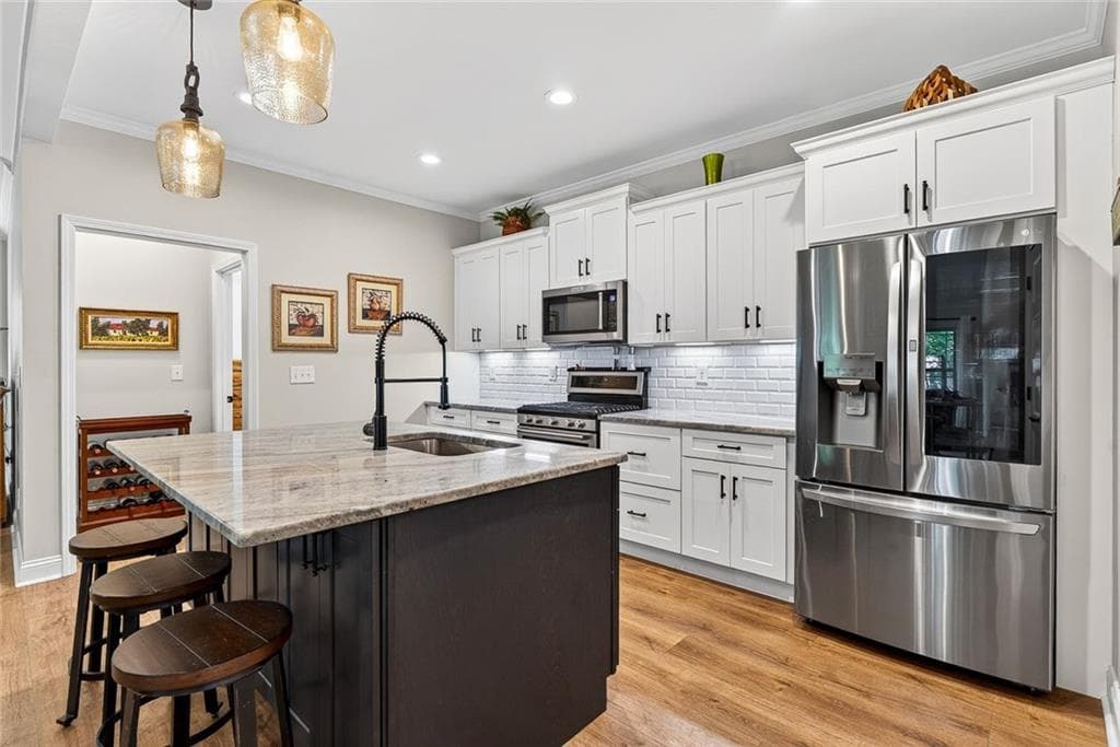 3 bedroom, 2 bathroom, 2,089 sq ft single family residence for sale at 234 Sunset Cove, Ellijay, GA 30540 — photo 8