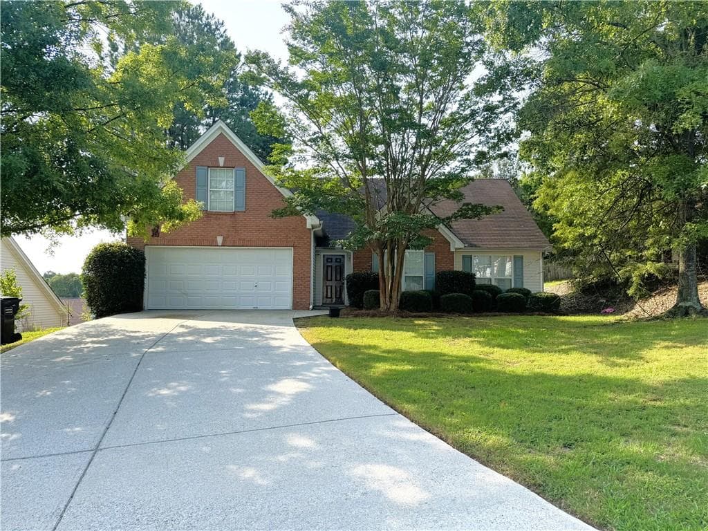 4 bedroom, 3 bathroom, 1,686 sq ft single family residence for rent at 1277 Poison Oak Ct, Lawrenceville, GA 30045 for $2,095 a month — photo 2