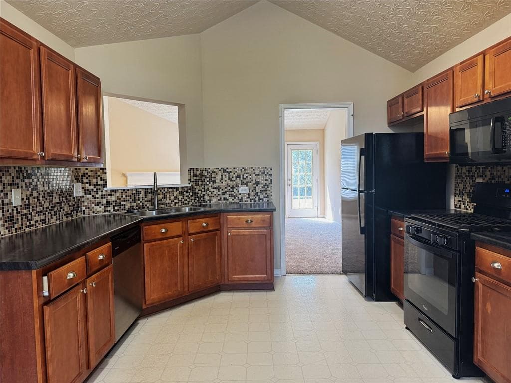 4 bedroom, 3 bathroom, 1,686 sq ft single family residence for rent at 1277 Poison Oak Ct, Lawrenceville, GA 30045 for $2,095 a month — photo 4